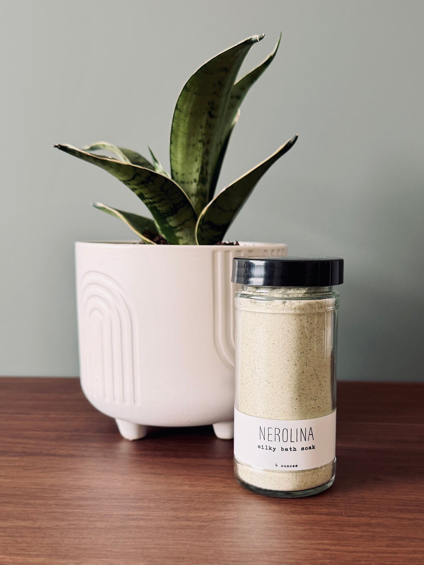 Nerolina Salt Soak - 4 Ounces