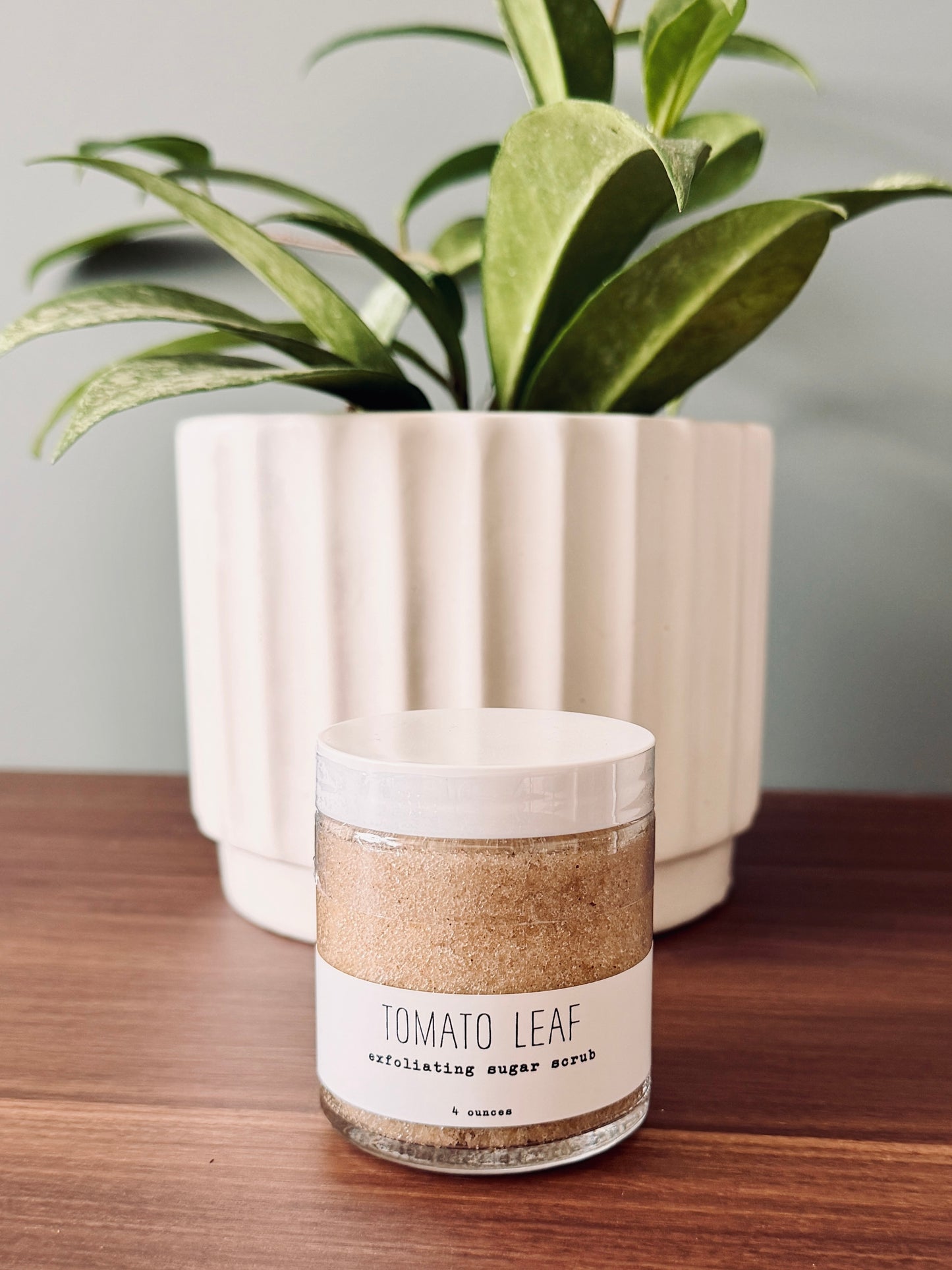 Tomato Leaf Scrub - 4 Ounces