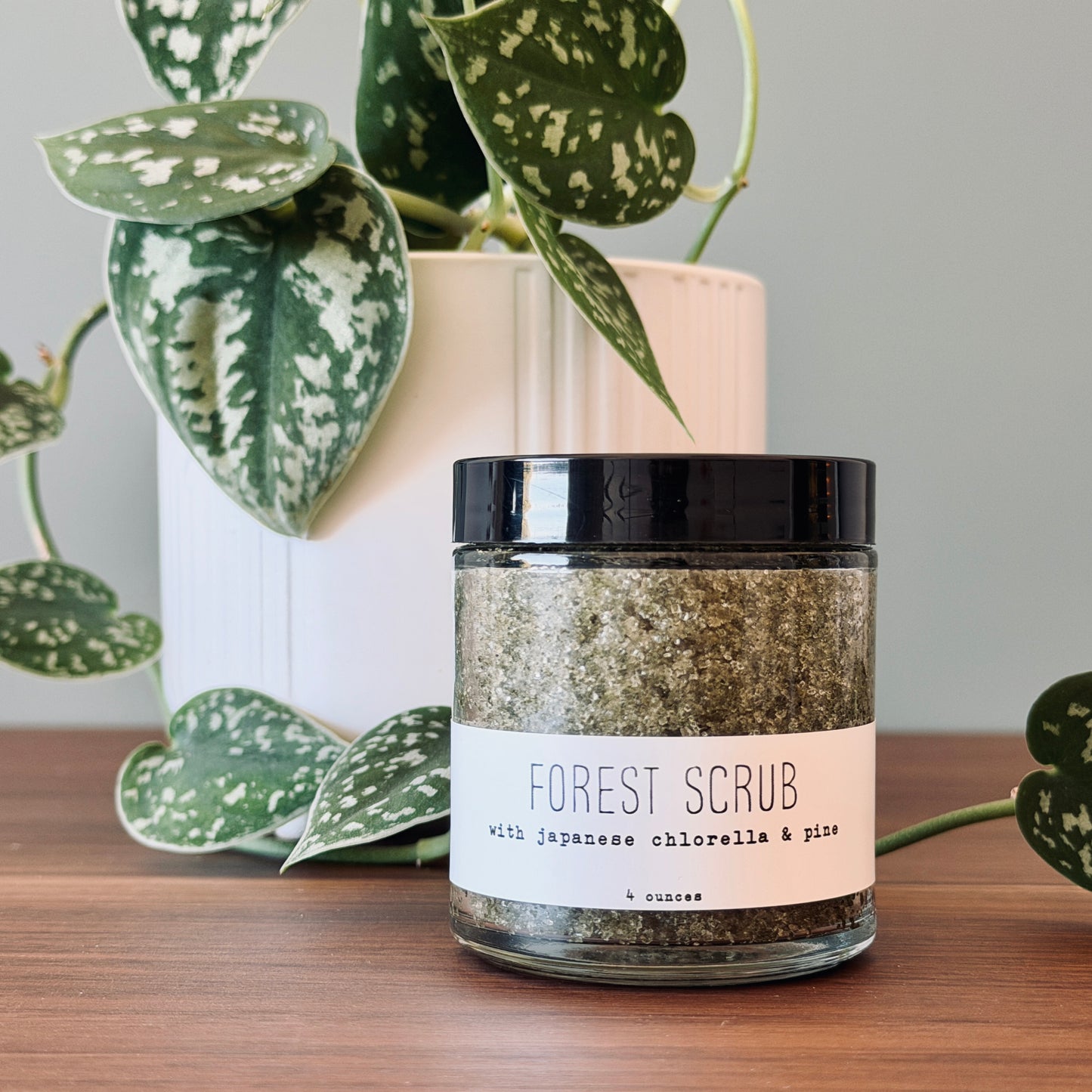 Forest Scrub - with japanese chlorella & pine
